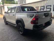 https://riyasewana.com/uploads/toyota-rocco-61023544283.jpg