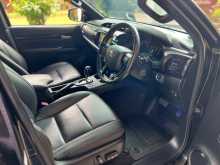 https://riyasewana.com/uploads/toyota-rocco-rev-2020-1316291012244.jpg