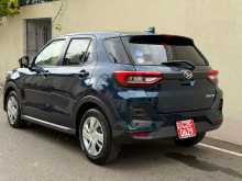 https://riyasewana.com/uploads/toyota-rocky-1-2-2022-1821150712244.jpg