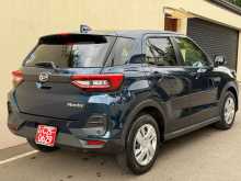 https://riyasewana.com/uploads/toyota-rocky-1-2-2022-1821150712943.jpg