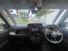 https://riyasewana.com/uploads/toyota-roomy-1014111522953.jpg