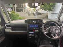https://riyasewana.com/uploads/toyota-roomy-1019115822463.jpg