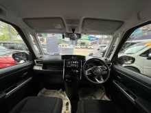 https://riyasewana.com/uploads/toyota-roomy-11161046415.jpg
