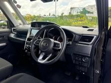 https://riyasewana.com/uploads/toyota-roomy-11411176514.jpg