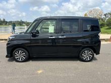 https://riyasewana.com/uploads/toyota-roomy-11411186585.jpg