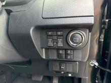 https://riyasewana.com/uploads/toyota-roomy-1210312424871.jpg