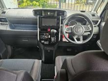 https://riyasewana.com/uploads/toyota-roomy-121049456835.jpg
