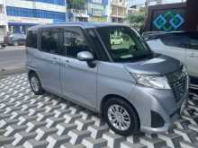 https://riyasewana.com/uploads/toyota-roomy-12133510343.jpg