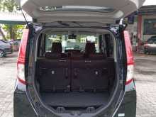 https://riyasewana.com/uploads/toyota-roomy-12940014583.jpg
