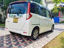 https://riyasewana.com/uploads/toyota-roomy-1711295222472.jpg