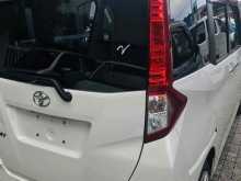https://riyasewana.com/uploads/toyota-roomy-1910390822563.jpg