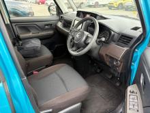 https://riyasewana.com/uploads/toyota-roomy-1918045917396.jpg