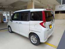 https://riyasewana.com/uploads/toyota-roomy-2017-1714011612612.jpg