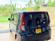 Toyota Roomy 2017 Car