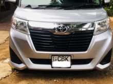 Toyota Roomy 2017 Car