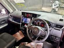 https://riyasewana.com/uploads/toyota-roomy-2022-16272812523.jpg