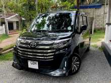Toyota Roomy GS Custom 2023 Car