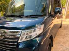 Toyota Roomy 2017 Car