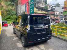 https://riyasewana.com/uploads/toyota-roomy-23195651503.jpg