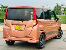 https://riyasewana.com/uploads/toyota-roomy-262053124753.jpg