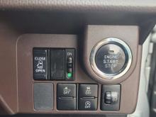 https://riyasewana.com/uploads/toyota-roomy-281305566106.jpg