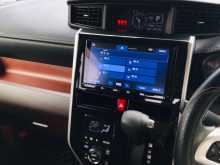 https://riyasewana.com/uploads/toyota-roomy-3111312556.jpg