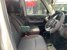 https://riyasewana.com/uploads/toyota-roomy-31121020915.jpg