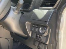 https://riyasewana.com/uploads/toyota-roomy-7922326293.jpg