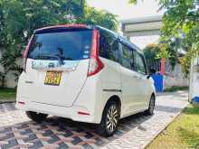 https://riyasewana.com/uploads/toyota-roomy-99501022202.jpg