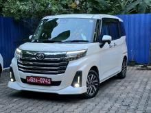 Toyota ROOMY CUSTOM G 2024 Car