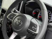 https://riyasewana.com/uploads/toyota-roomy-custom-116135822142.jpg