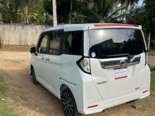 https://riyasewana.com/uploads/toyota-roomy-custom-1210074417334.jpg