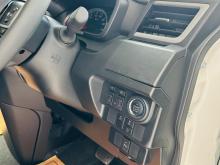 https://riyasewana.com/uploads/toyota-roomy-custom-122173410764.jpg