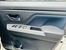 https://riyasewana.com/uploads/toyota-roomy-custom-122194010746.jpg