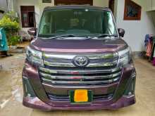 Toyota Roomy Custom G 2022 Car
