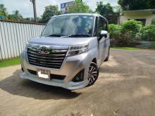 Toyota Roomy Custom G 2017 Car