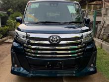 Toyota Roomy Custom G 2023 Car