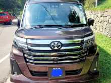 Toyota ROOMY Custom G 2022 Car