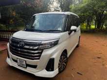 Toyota Roomy Custom G 2023 Car