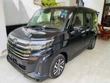 Toyota Roomy Custom G 2023 Car