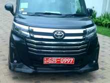 Toyota Roomy Custom G 2023 Car