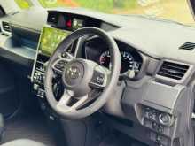 https://riyasewana.com/uploads/toyota-roomy-custom-21123048154.jpg