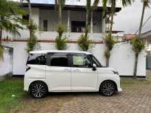 https://riyasewana.com/uploads/toyota-roomy-custom-28163428934.jpg
