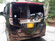 https://riyasewana.com/uploads/toyota-roomy-custom-282056416756.jpg
