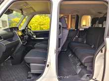 https://riyasewana.com/uploads/toyota-roomy-custom-290359815.jpg