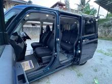https://riyasewana.com/uploads/toyota-roomy-custom-3014491824172.jpg