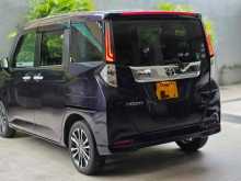 https://riyasewana.com/uploads/toyota-roomy-custom-320112922972.jpg