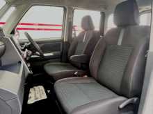 https://riyasewana.com/uploads/toyota-roomy-custom-41153295002.jpg