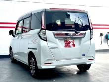 https://riyasewana.com/uploads/toyota-roomy-custom-41154186676.jpg