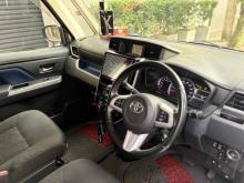 https://riyasewana.com/uploads/toyota-roomy-custom-513290224401.jpg